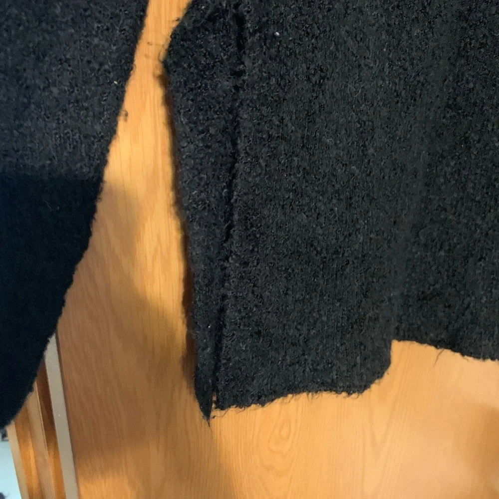 Sweater - Picture 4 of 5